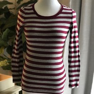 Gap Outlet T-Shirt